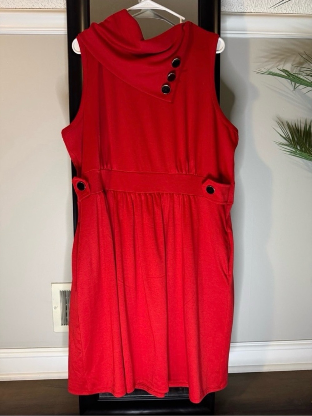 Monteau Plus Size Retro Midi Dress with Button Accents 2X